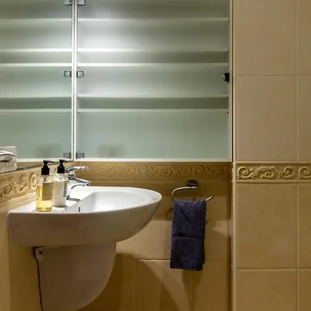 Apartment Flatguest Nidillos + 3bdr + Coastal + Wifi Las Palmas de Gran Canaria