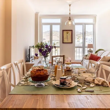 Apartment Flatguest Nidillos + 3bdr + Coastal + Wifi
