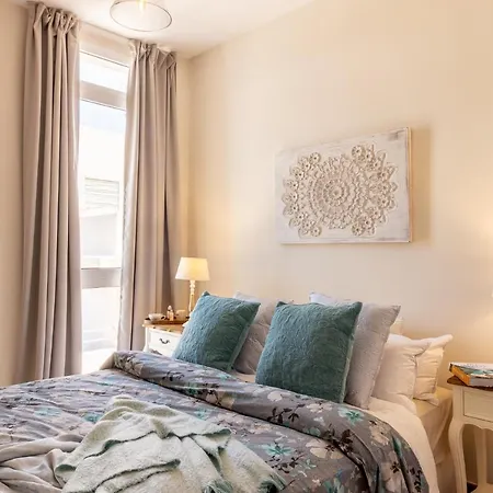 Flatguest Nidillos + 3bdr + Coastal + Wifi Apartment