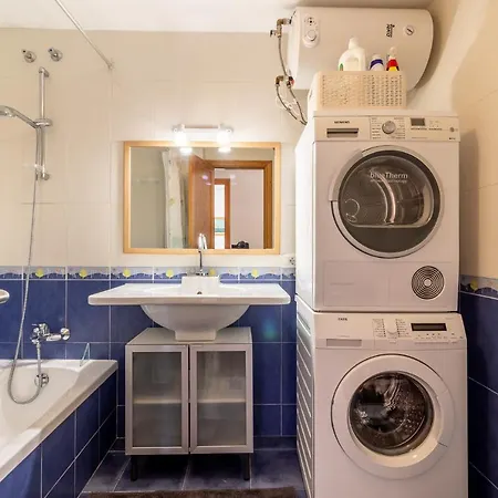 Flatguest Nidillos + 3bdr + Coastal + Wifi