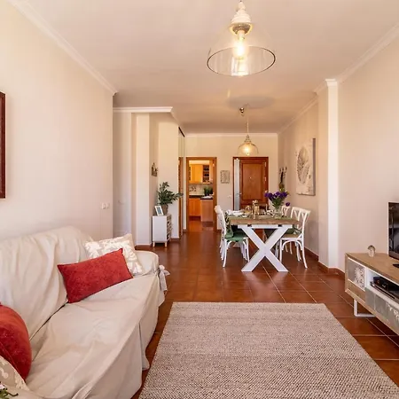 Apartment Flatguest Nidillos + 3bdr + Coastal + Wifi *