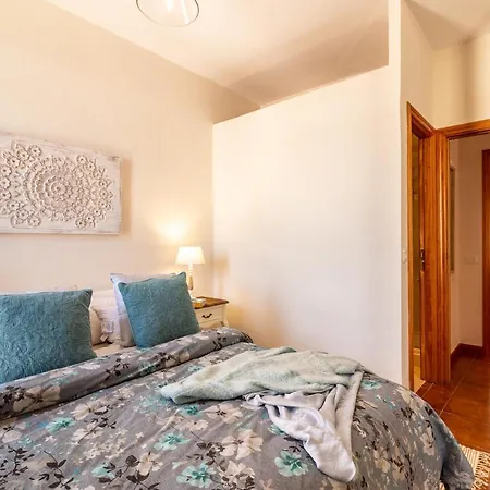 Apartment Flatguest Nidillos + 3bdr + Coastal + Wifi Las Palmas de Gran Canaria